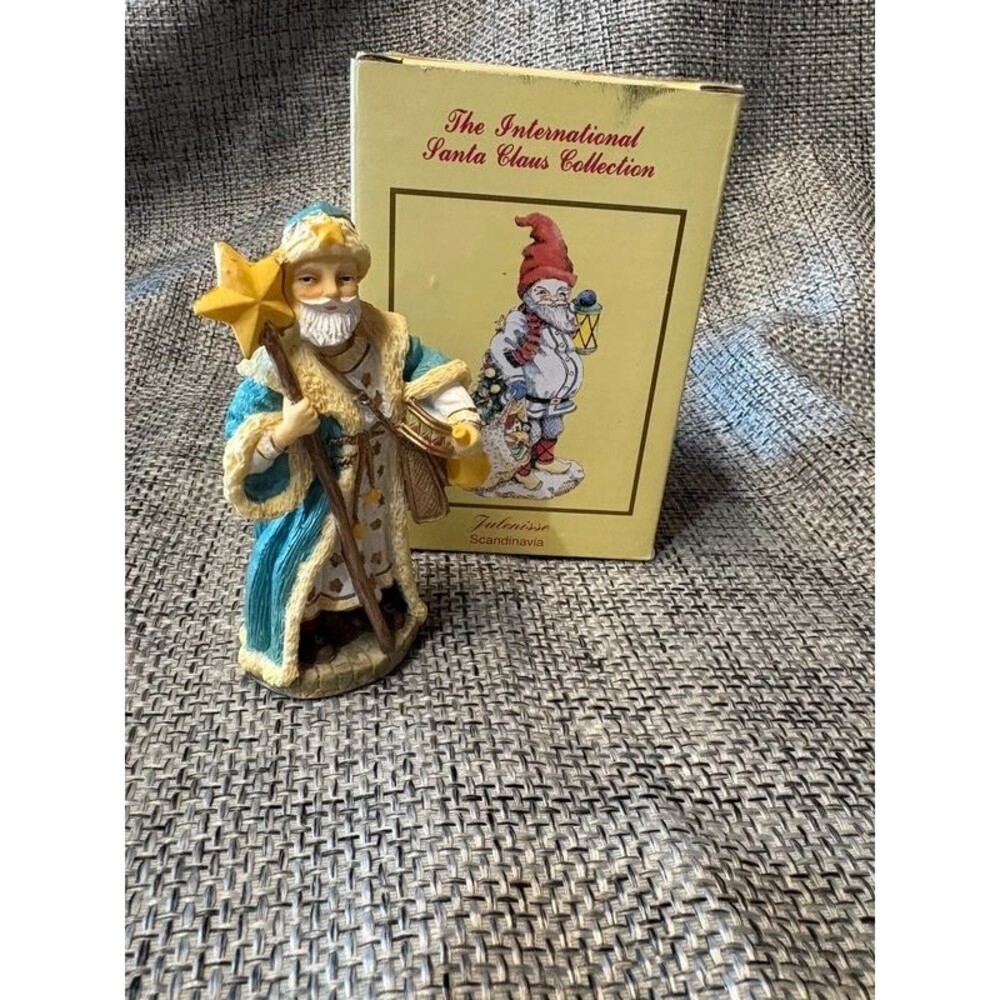 Star Man Poland figurine from The International Santa Claus Collection
